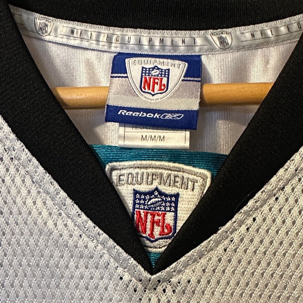 Reebok Jacksonville Jaguars White Jersey #28 Taylor - Picture 4 of 4